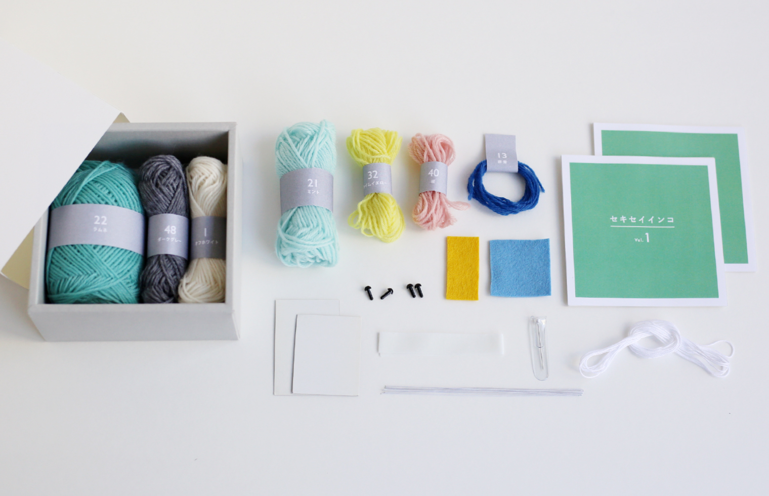 trikotri KIT セキセイインコ | craft | PRODUCTS | DARUMA